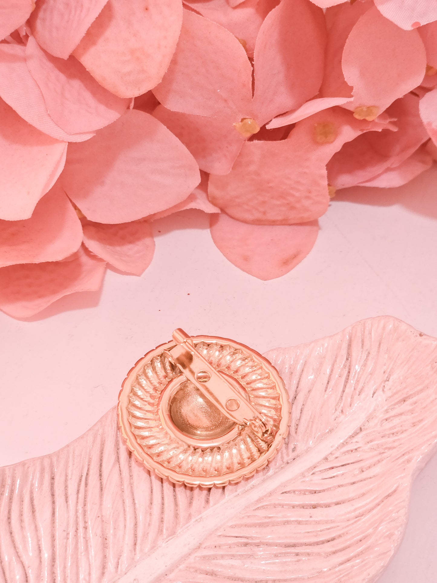Broche Gianella