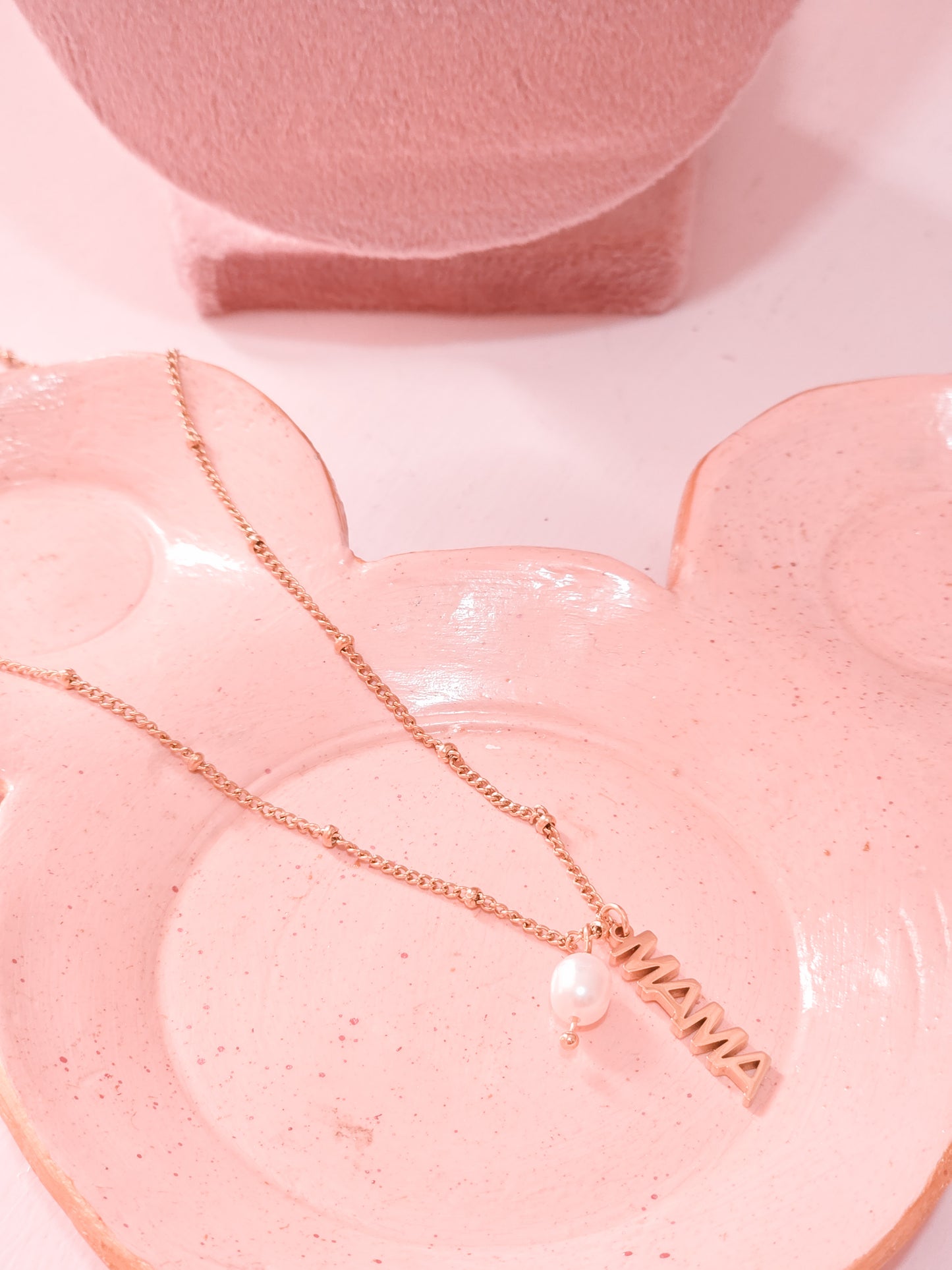 Gardenia - Necklace