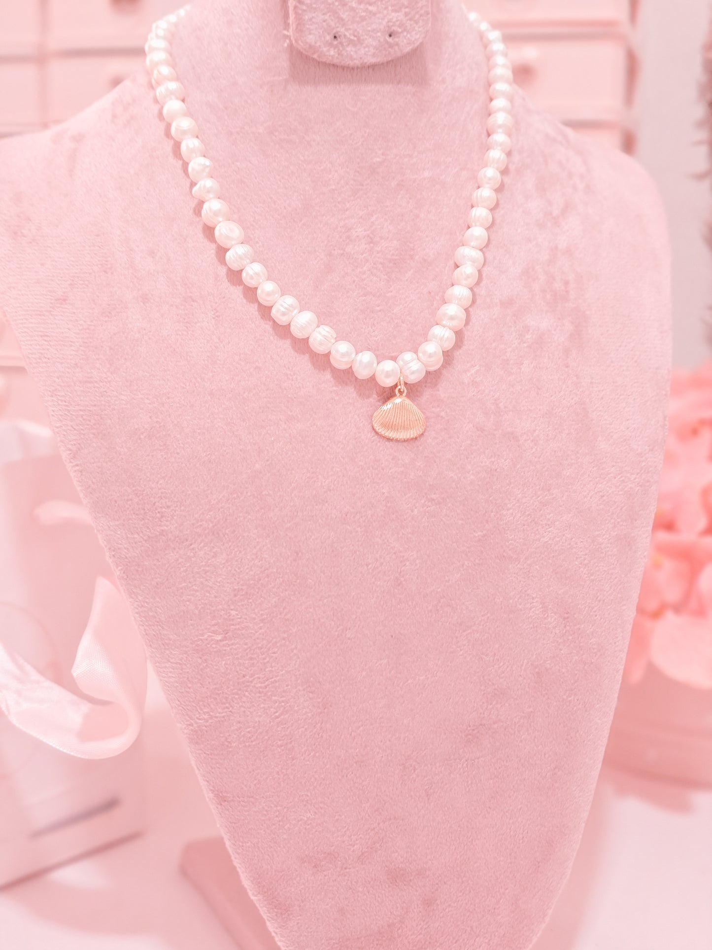 Shells - Necklace