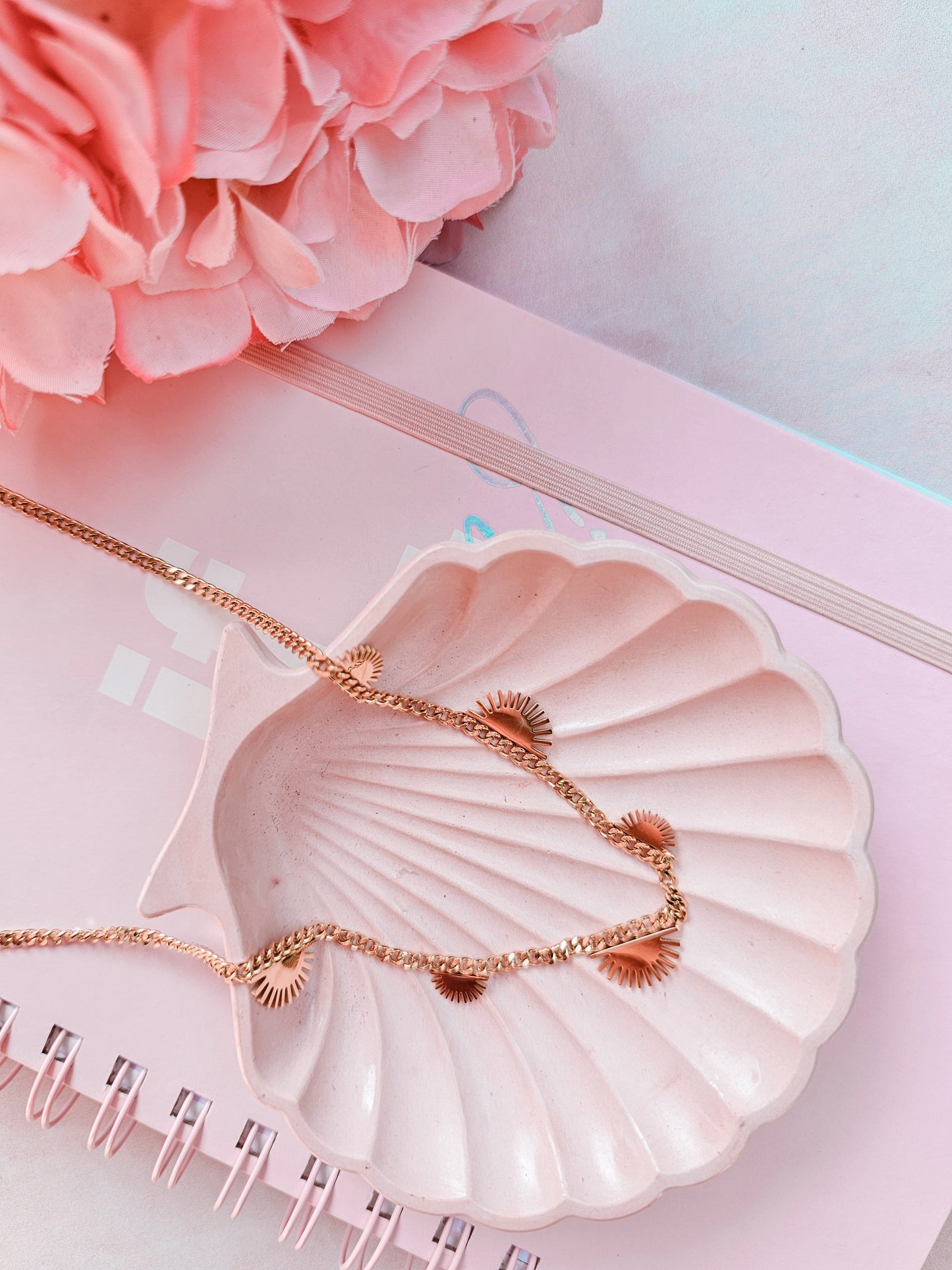Zora Necklace